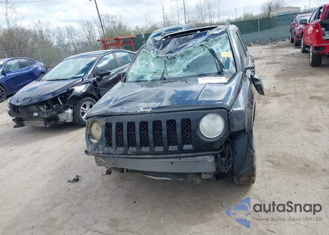 2013 Jeep Patriot Latitude z USA, uszkodzony, nr VIN 1C4NJRFBXDD177461